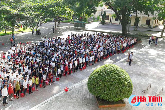 ron rang truoc ngay khai giang nam hoc moi