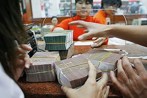 vay duoi 100 trieu dong moi duoc giai ngan bang tien mat