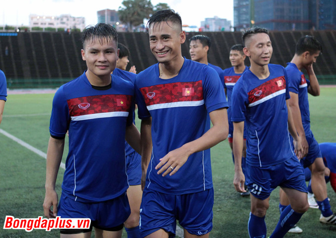 hlv mai duc chung khong giau bai dt viet nam doi mua cho don campuchia