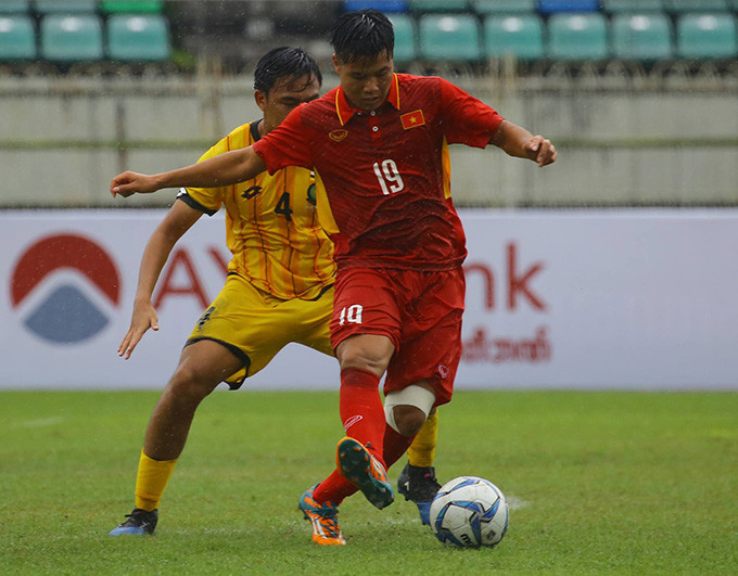 u18 viet nam da dang tan cong nen co mua ban thang