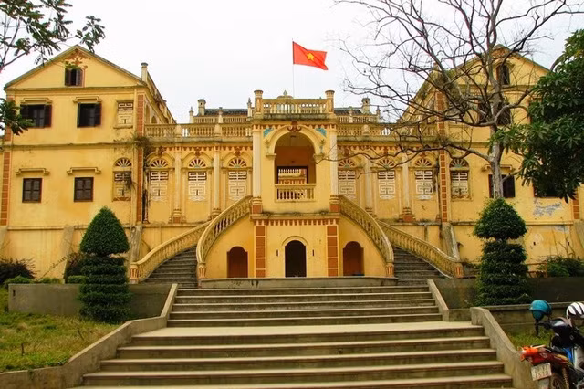 biet phu bac ti cua nhung ong vua vung cao