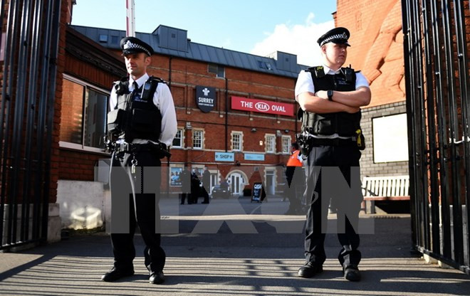 anh bat 4 phan tu phatxit moi dang am muu tan cong khung bo