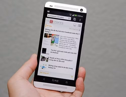 HTC One là smartphone chay Android có thiết kế đẹp nhất hiện nay. Ảnh: Huy Đức HTC One là smartphone chay Android có thiết kế đẹp nhất hiện nay. Ảnh: Huy Đức