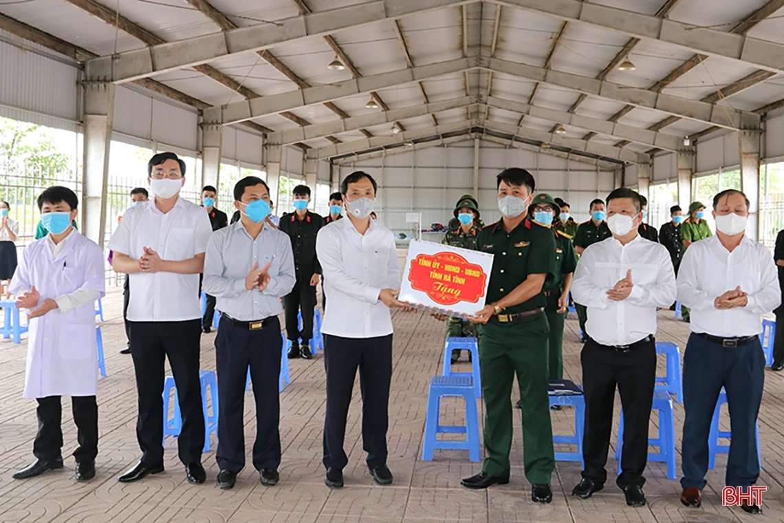 Bí thư Tỉnh ủy mong muốn các doanh nghiệp tiếp tục đồng hành trong phòng dịch Covid-19