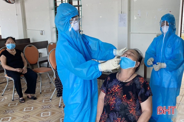 Hà Tĩnh đã có 1.865 trường hợp F1 âm tính lần 1 với virus SARS-CoV-2