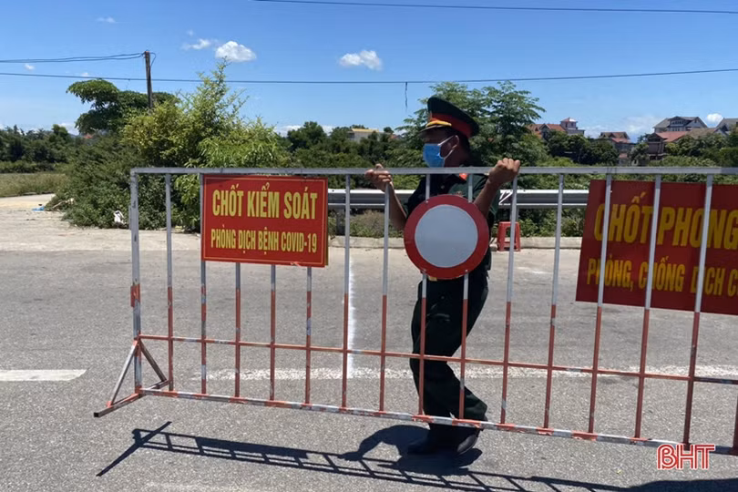 Dừng thiết lập vùng cách ly y tế theo Chỉ thị 16, phương tiện ra vào TP Hà Tĩnh bình thường trở lại