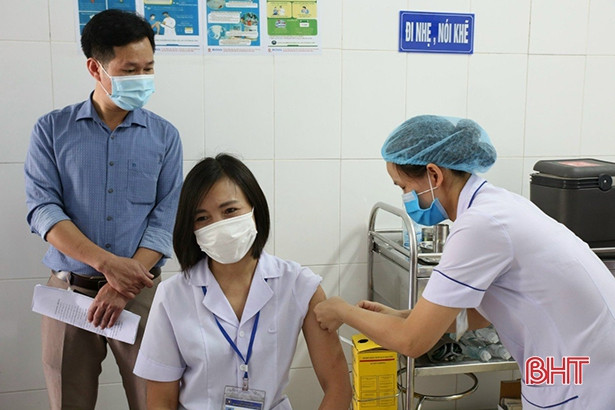 Hà Tĩnh tiêm vắc-xin phòng Covid-19 đợt 2 đạt 58%