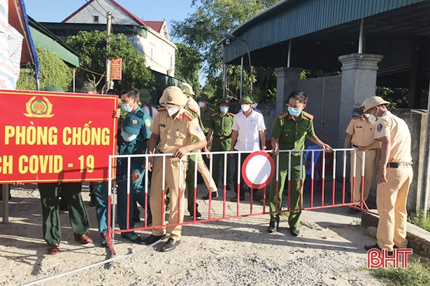 Hà Tĩnh: Thạch Hà tháo dỡ 3 chốt phong tỏa tại xã Việt Tiến