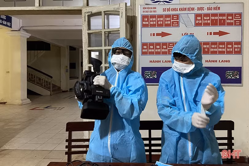 Những “chiến sỹ” thông tin trên mặt trận chống dịch ở Hà Tĩnh