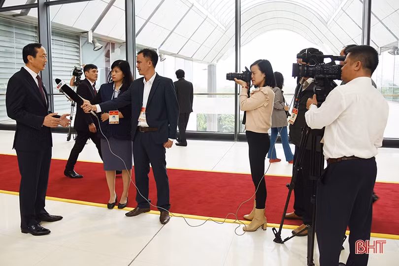 Nền báo chí nhân văn dựa trên nền tảng pháp luật và đạo đức