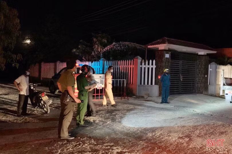 Nghi Xuân phong tỏa tạm thời 4 tổ liên gia tại xã Xuân Viên