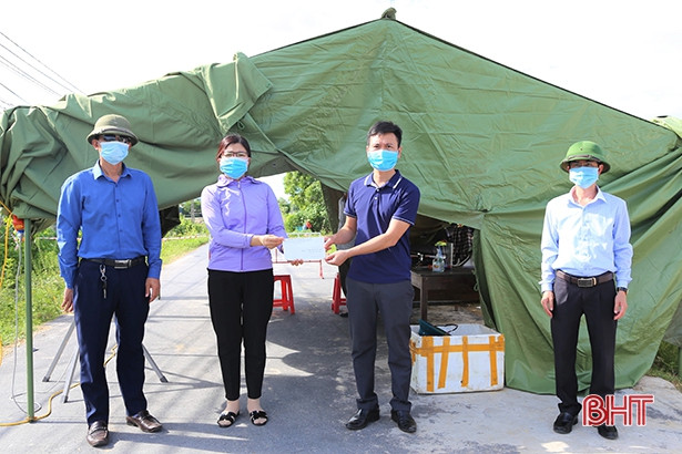 Vợ chồng cựu giáo chức Hà Tĩnh ủng hộ 5 triệu đồng phòng, chống dịch Covid-19