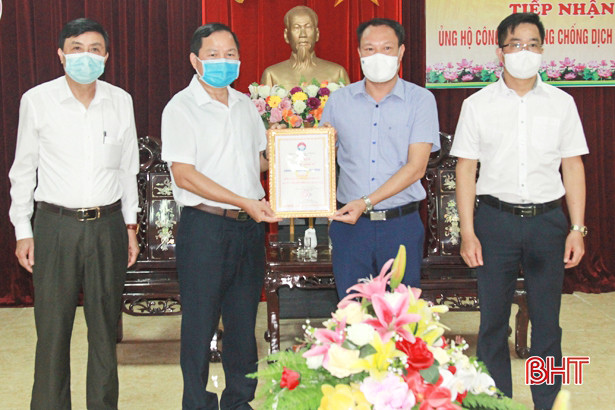 51,4 tỷ đồng ủng hộ phòng, chống dịch Covid-19 ở Hà Tĩnh qua kênh mặt trận tổ quốc