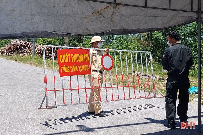 Dừng thiết lập vùng cách ly y tế theo Chỉ thị 16, phương tiện ra vào TP Hà Tĩnh bình thường trở lại