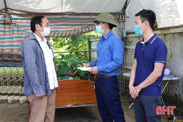 Vợ chồng cựu giáo chức Hà Tĩnh ủng hộ 5 triệu đồng phòng, chống dịch Covid-19