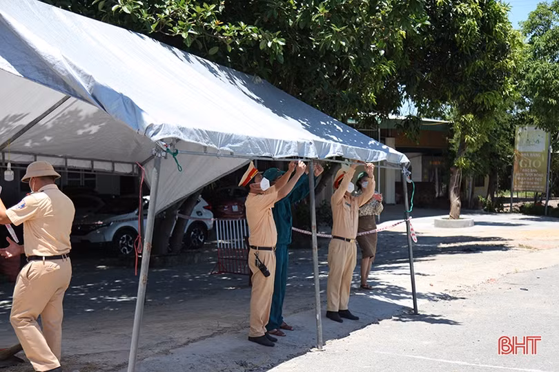 Dừng thiết lập vùng cách ly y tế theo Chỉ thị 16, phương tiện ra vào TP Hà Tĩnh bình thường trở lại