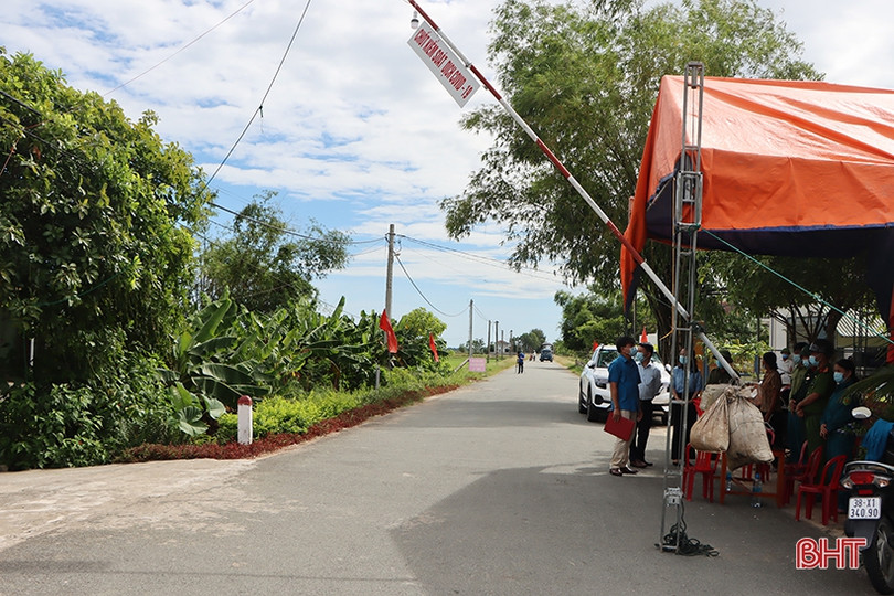 6 chốt gác Covid-19 ở Cẩm Xuyên tập trung cao, không để dịch xâm nhập