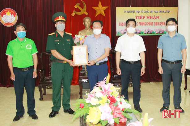 51,4 tỷ đồng ủng hộ phòng, chống dịch Covid-19 ở Hà Tĩnh qua kênh mặt trận tổ quốc