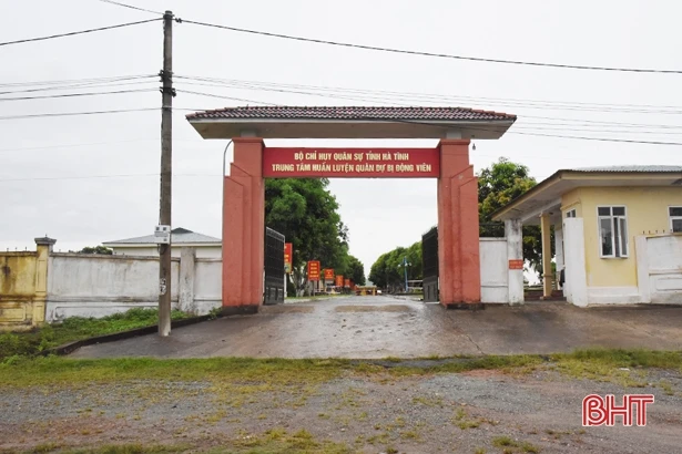 Viettel Hà Tĩnh lắp hệ thống camera tại 2 khu cách ly tập trung