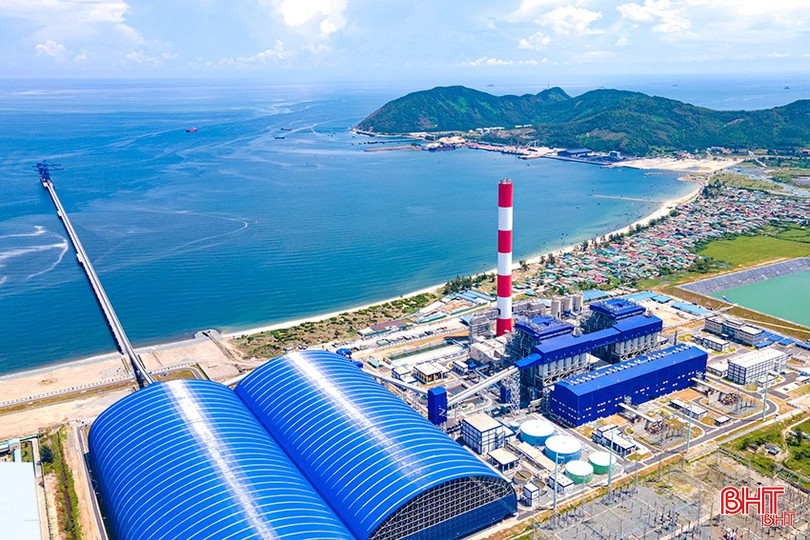 Năm 2025 ghi nhận sự phục hồi của ngành công nghiệp đã góp phần làm nhu cầu phụ tải điện tăng trưởng mạnh mẽ. bqbht_br_d2.jpg