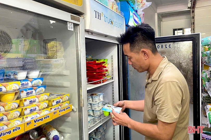 Sử dụng thiết bị điện đúng cách để không bị hao tổn điện năng là cách giúp người dân tiết kiệm tối ưu. bqbht_br_z6766544414235-5ba8a2e59ad69a5f92c29e8c3d82cfa9.jpg