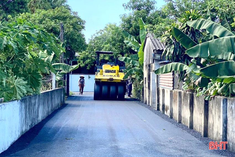 Việc nâng cấp hạ tầng cơ sở không chỉ nâng cao chất lượng cuộc sống cho người dân mà còn tạo sự kết nối đồng bộ với hệ thống hạ tầng chiến lược, tạo điều kiện phát triển thành phố trong giai đoạn mới. TLinh 4.jpg