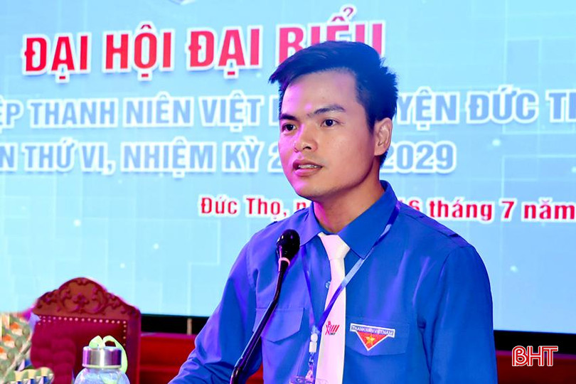 Anh Trần Văn Sang - Phó Chủ tịch Hội LHTN tỉnh: Nhiệm kỳ tới, Hội LHTN Việt Nam huyện Đức Thọ cần tiếp tục xây dựng và tăng cường khối đại đoàn kết, tập hợp rộng rãi mọi tầng lớp thanh niên tại địa phương; thể hiện tinh thần xung kích, tình nguyện, sáng tạo trong các phòng trào phát triển kinh tế, xây dựng và bảo vệ Tổ quốc. IMG_0267.JPG