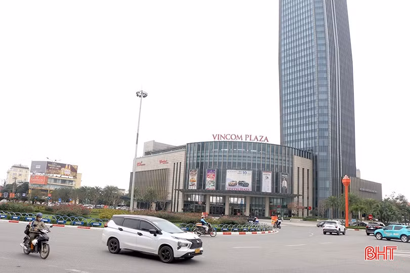 Việc nâng cao nhận thức pháp luật về cấp phép xây dựng và quản lý trật tự xây dựng được UBND TP Hà Tĩnh tập trung triển khai.