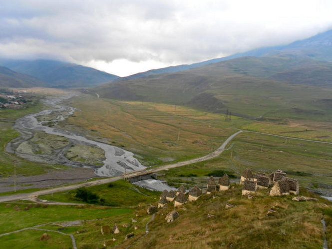 kham pha dargavs ngoi lang ma bi an o nga