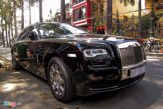 xe rolls royce chinh hang co gia hon 83 ty dong sau 1 7