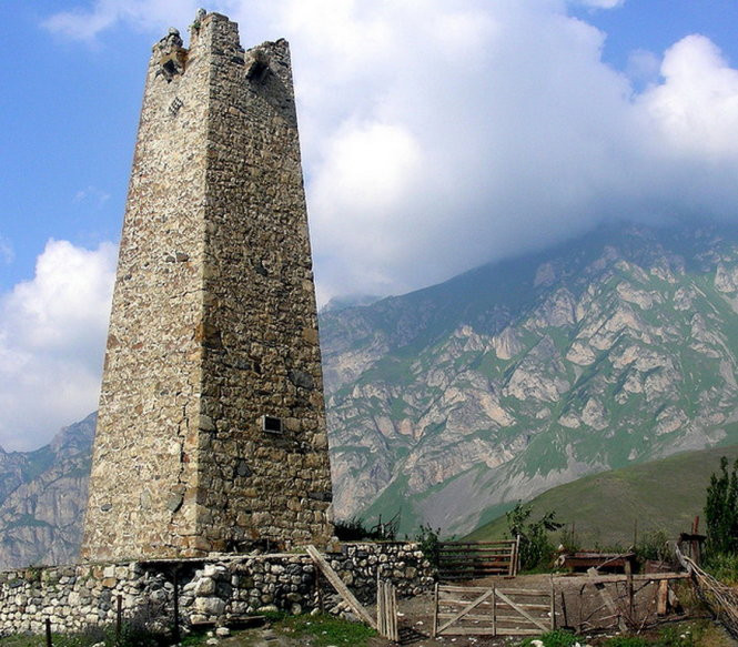 kham pha dargavs ngoi lang ma bi an o nga