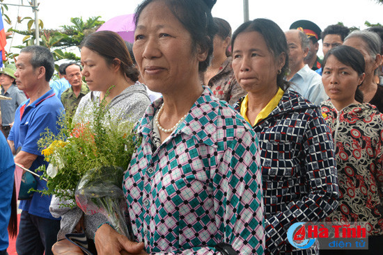 truy dieu an tang 19 hai cot liet sy quan tinh nguyen chuyen gia viet nam hy sinh tai lao