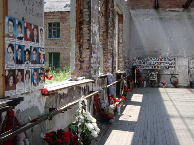 kham pha dargavs ngoi lang ma bi an o nga