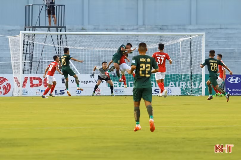Hồng Lĩnh Hà Tĩnh lội ngược dòng trước Fico Tây Ninh, giành quyền đi tiếp giải Cúp Quốc gia