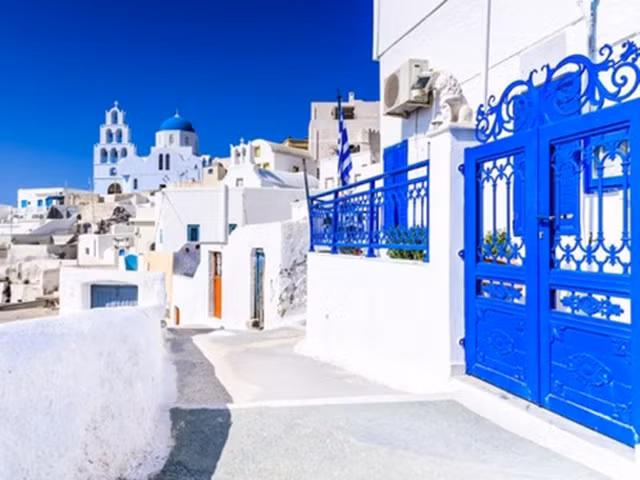 Những quốc gia mở cửa du lịch trong tháng 6