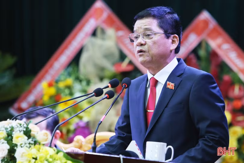 Khai mạc trọng thể đại hội đảng bộ cấp huyện đầu tiên ở Hà Tĩnh