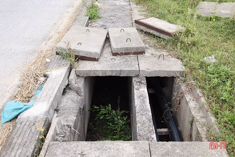 Hố ga, miệng cống thiếu nắp “bẫy” người đi đường Hà Tĩnh