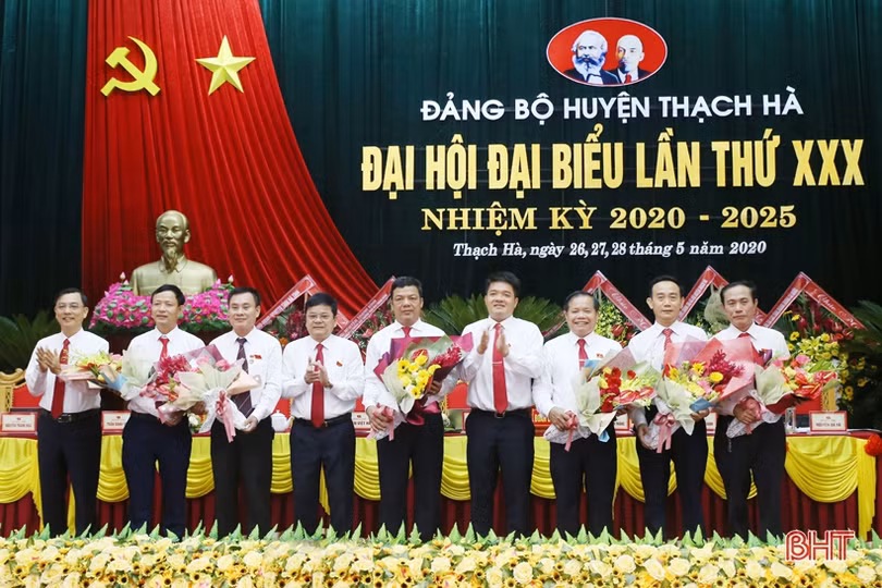 Sớm triển khai chương trình hành động, đưa Nghị quyết Đại hội Đảng bộ huyện Thạch Hà đi vào cuộc sống