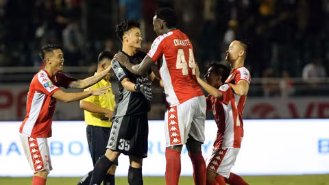 Cúp Quốc gia: Nhà nhà “xé” kịch bản