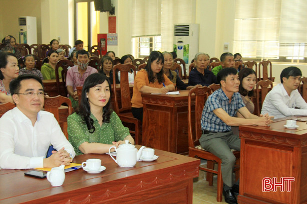 Tập đoàn T&T Group trao 1.000 suất quà trị giá 1 tỷ đồng cho Nhân dân Hà Tĩnh