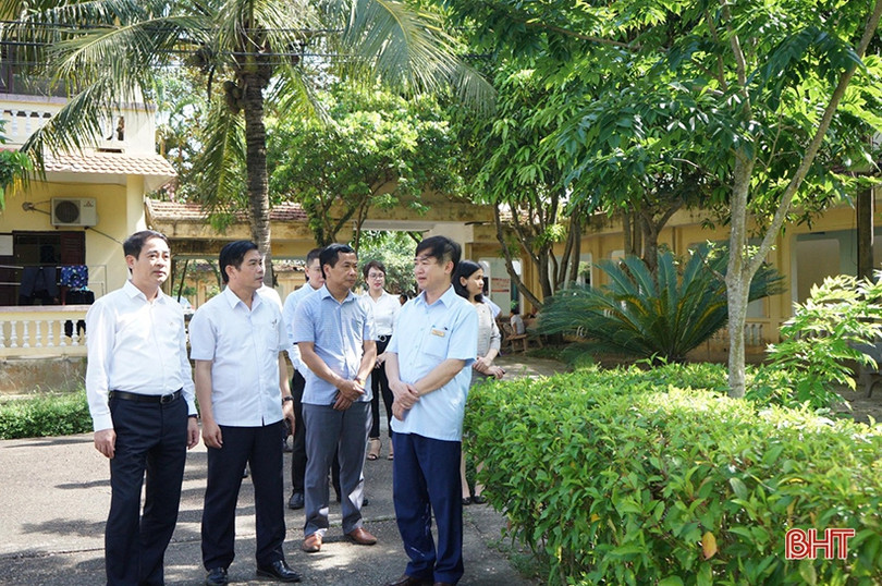 Vietcombank trao học bổng vượt khó học giỏi trị giá 300 triệu đồng