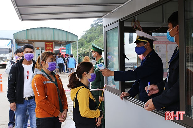 Phòng dịch Covid-19, Lào tiếp tục đóng cửa khẩu