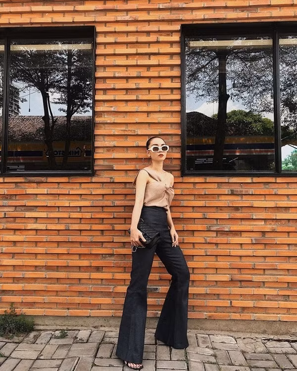 Diện áo lệch vai quyến rũ mà đầy sành điệu như hội mỹ nhân Việt