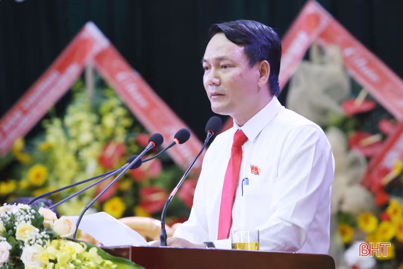 Đại biểu tâm huyết “hiến kế” thực hiện mục tiêu Nghị quyết Đại hội Đảng bộ Thạch Hà nhiệm kỳ mới