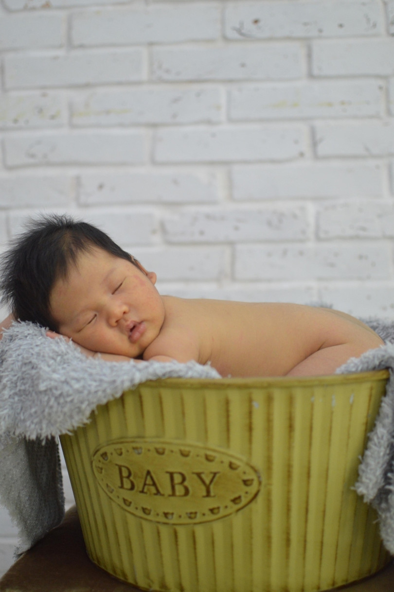 Muôn kiểu biểu cảm khi bé ngủ