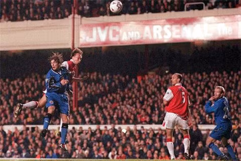 10 trận đấu hấp dẫn nhất lịch sử Premier League