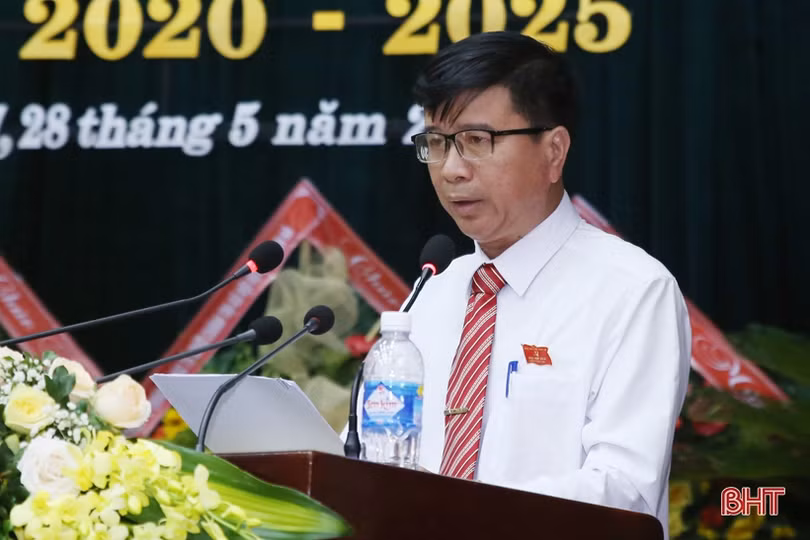 Sớm triển khai chương trình hành động, đưa Nghị quyết Đại hội Đảng bộ huyện Thạch Hà đi vào cuộc sống