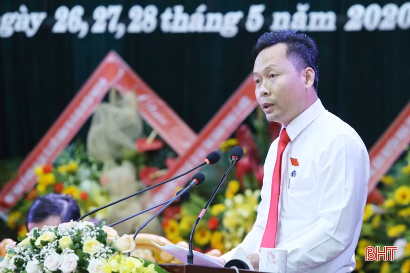 Đại biểu tâm huyết “hiến kế” thực hiện mục tiêu Nghị quyết Đại hội Đảng bộ Thạch Hà nhiệm kỳ mới