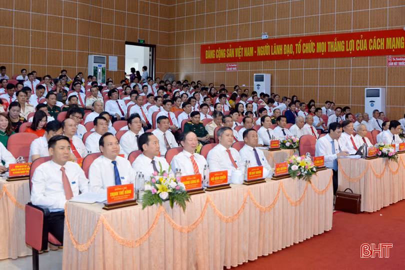 38 đồng chí được bầu vào Ban Chấp hành Đảng bộ huyện Can Lộc khóa XXXVI