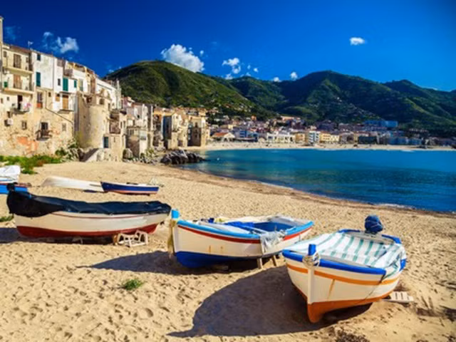 Những quốc gia mở cửa du lịch trong tháng 6